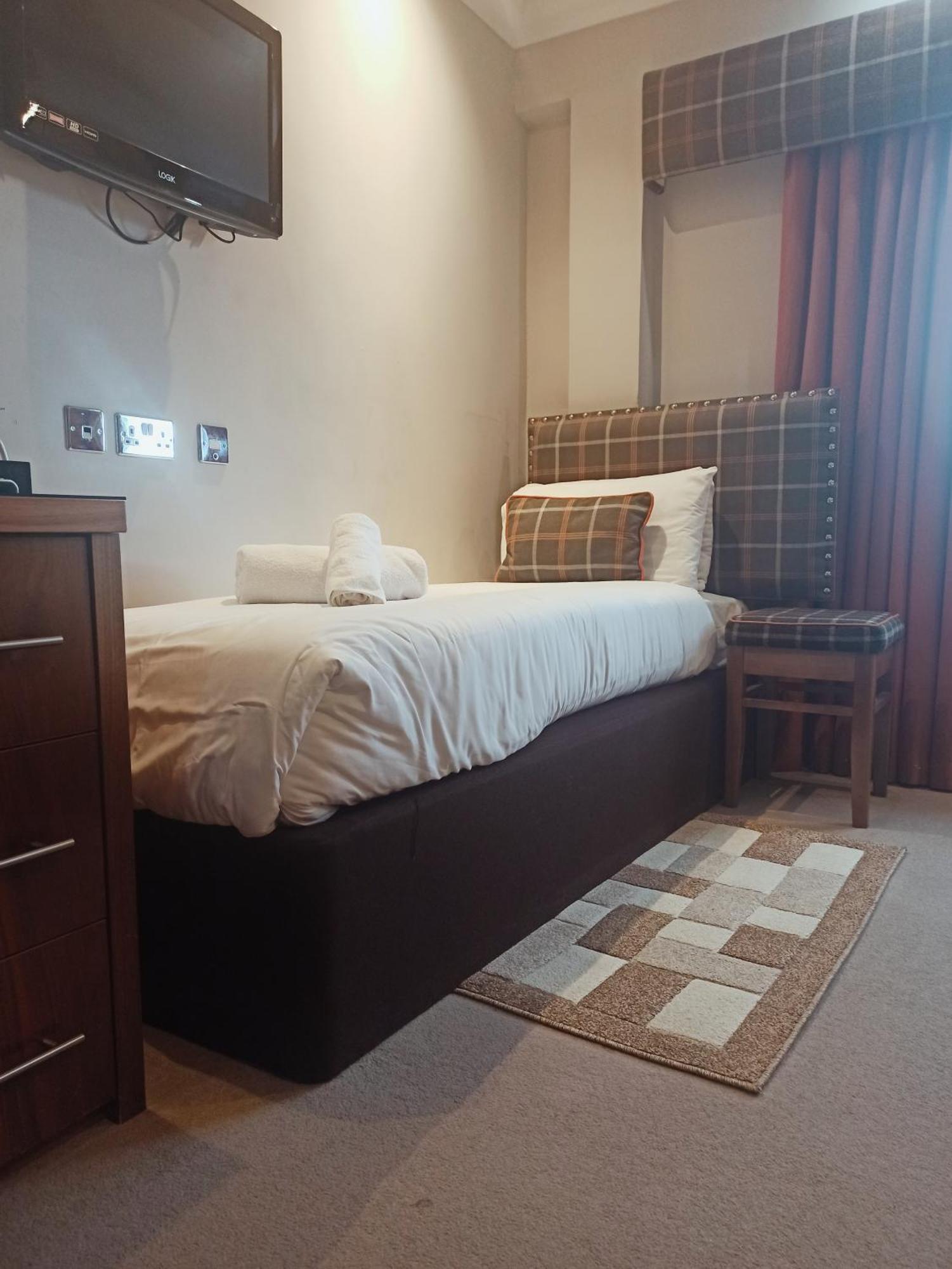 Anchor Hotel And Seabed Restaurant Тарберт Екстер'єр фото