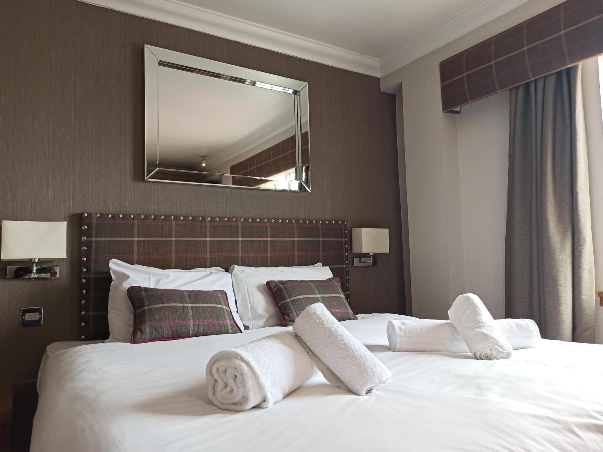 Anchor Hotel And Seabed Restaurant Тарберт Екстер'єр фото